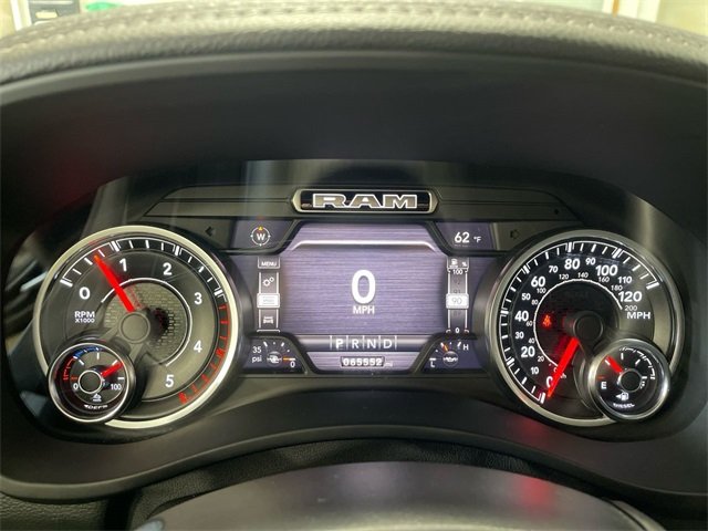 2020 Ram 3500 Laramie photo 15