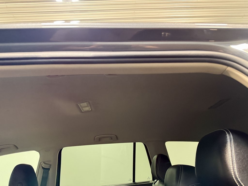 2025 Volkswagen Atlas SE Technology photo 7