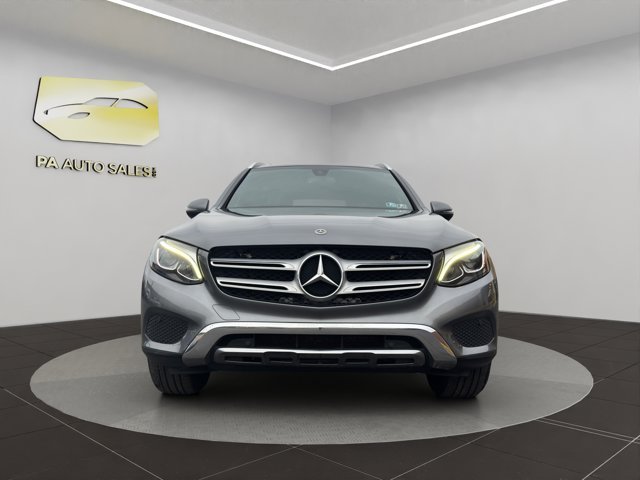 2019 Mercedes Benz GLC 300 4MATIC photo 2