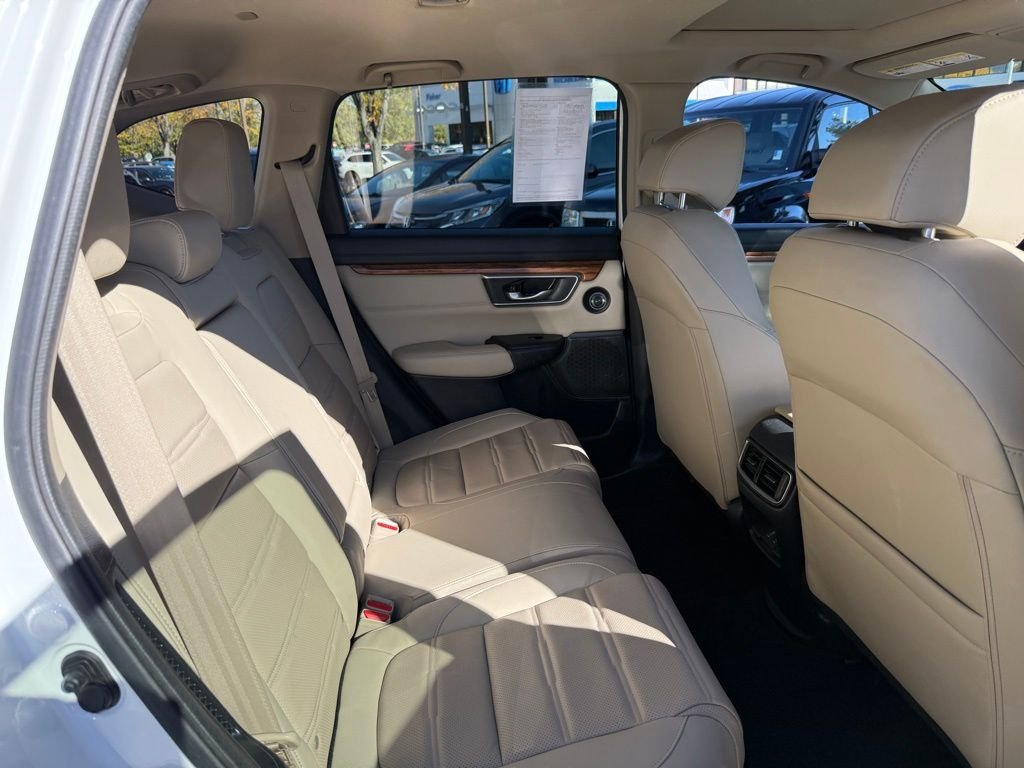 2020 Honda CR-V Hybrid Touring photo 18
