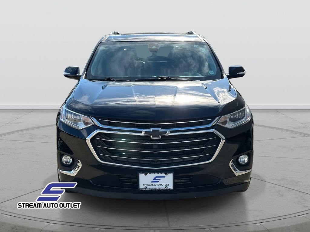 2018 Chevrolet Traverse Premier photo 2
