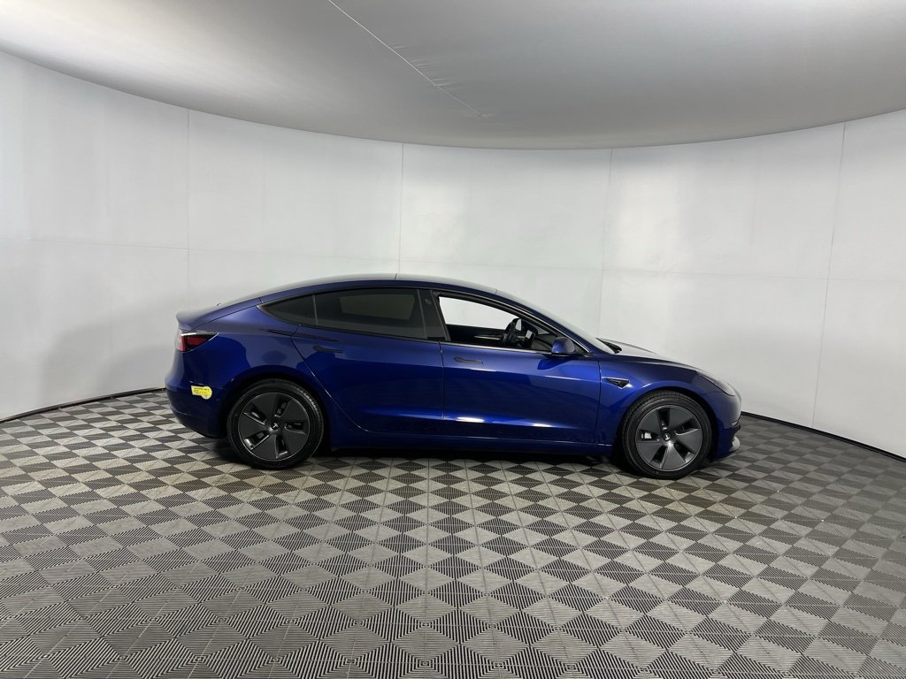 2022 Tesla Model 3 photo 3