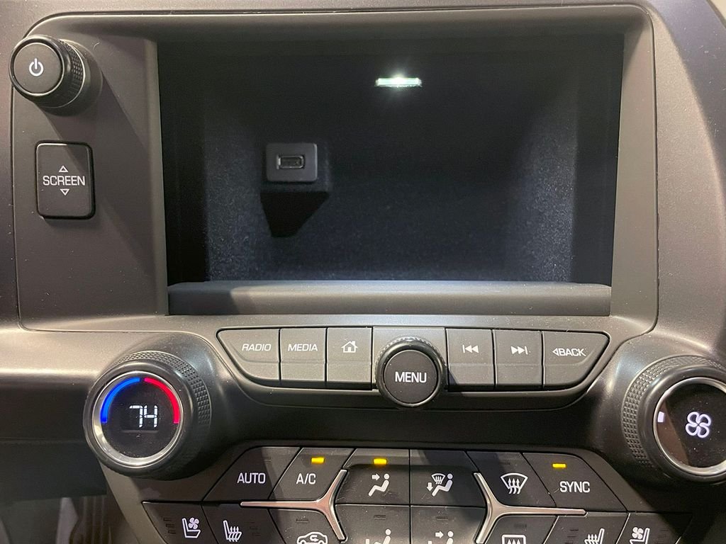 2015 Chevrolet Corvette Stingray 2LT photo 61