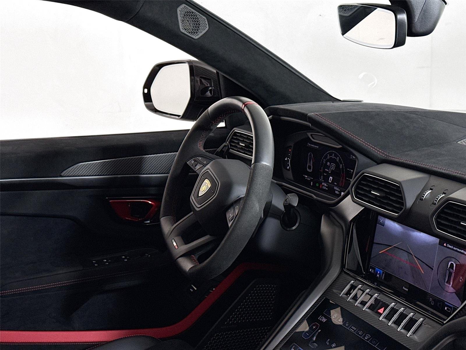 2023 Lamborghini Urus Performante photo 30