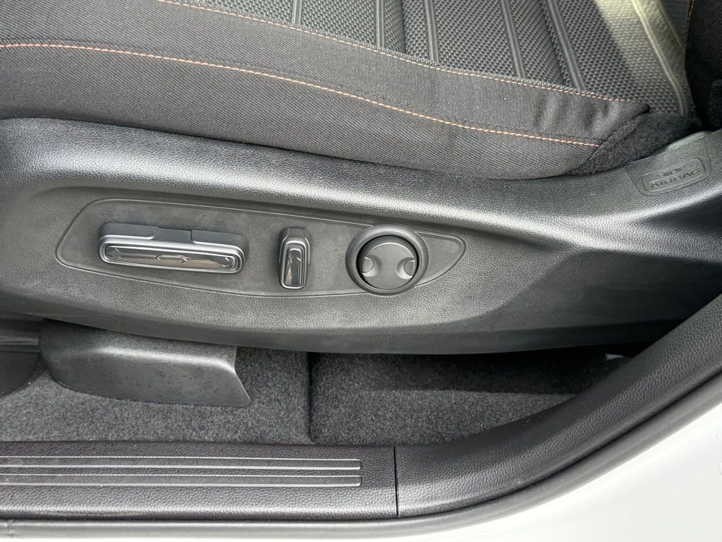 2025 Honda CR-V Hybrid Sport photo 26