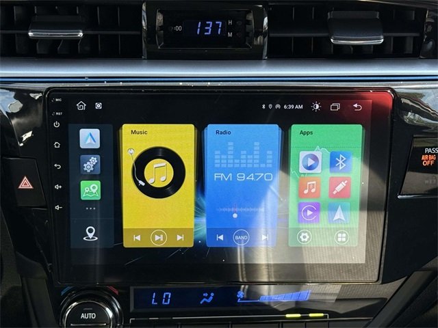 2014 Toyota Corolla Plus photo 17