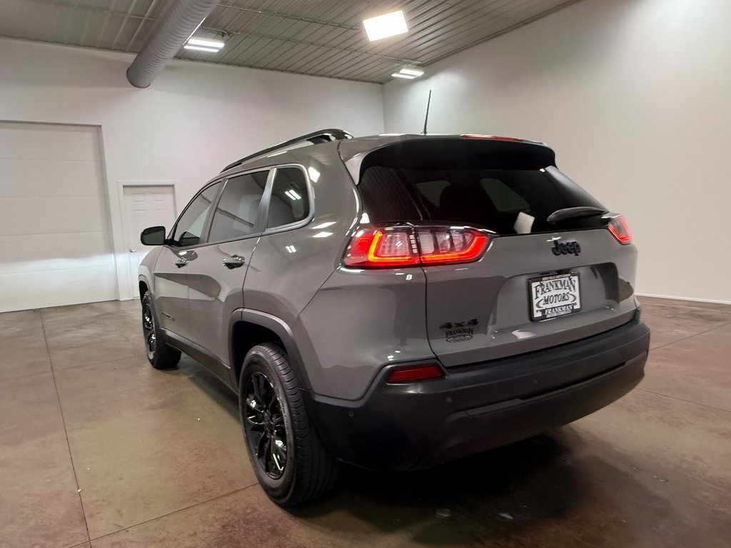 2023 Jeep Cherokee Altitude photo 28