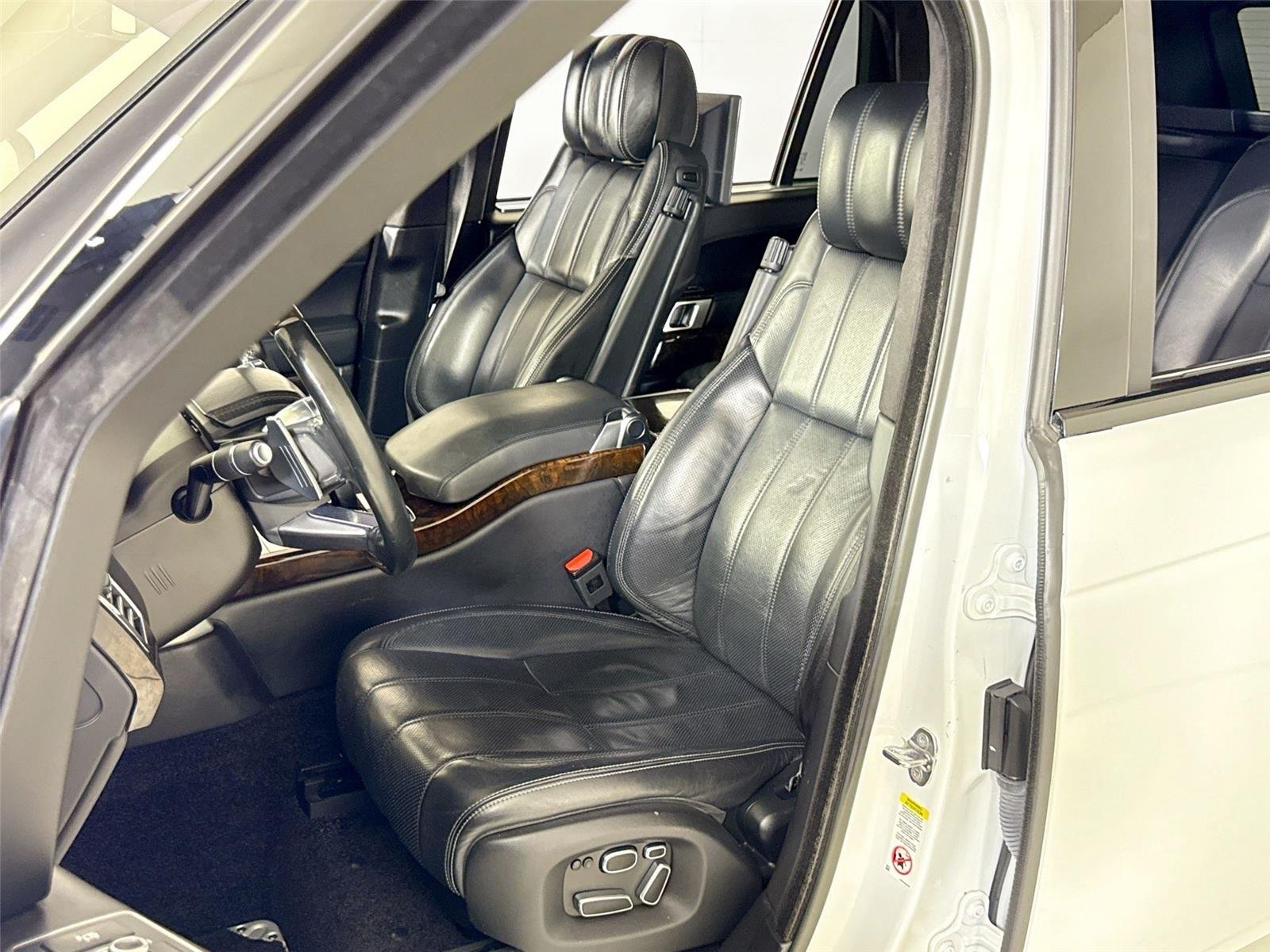 2015 Land Rover Range Rover Autobiography photo 9