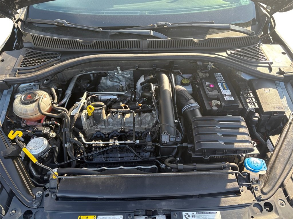 2019 Volkswagen Jetta R-Line photo 19