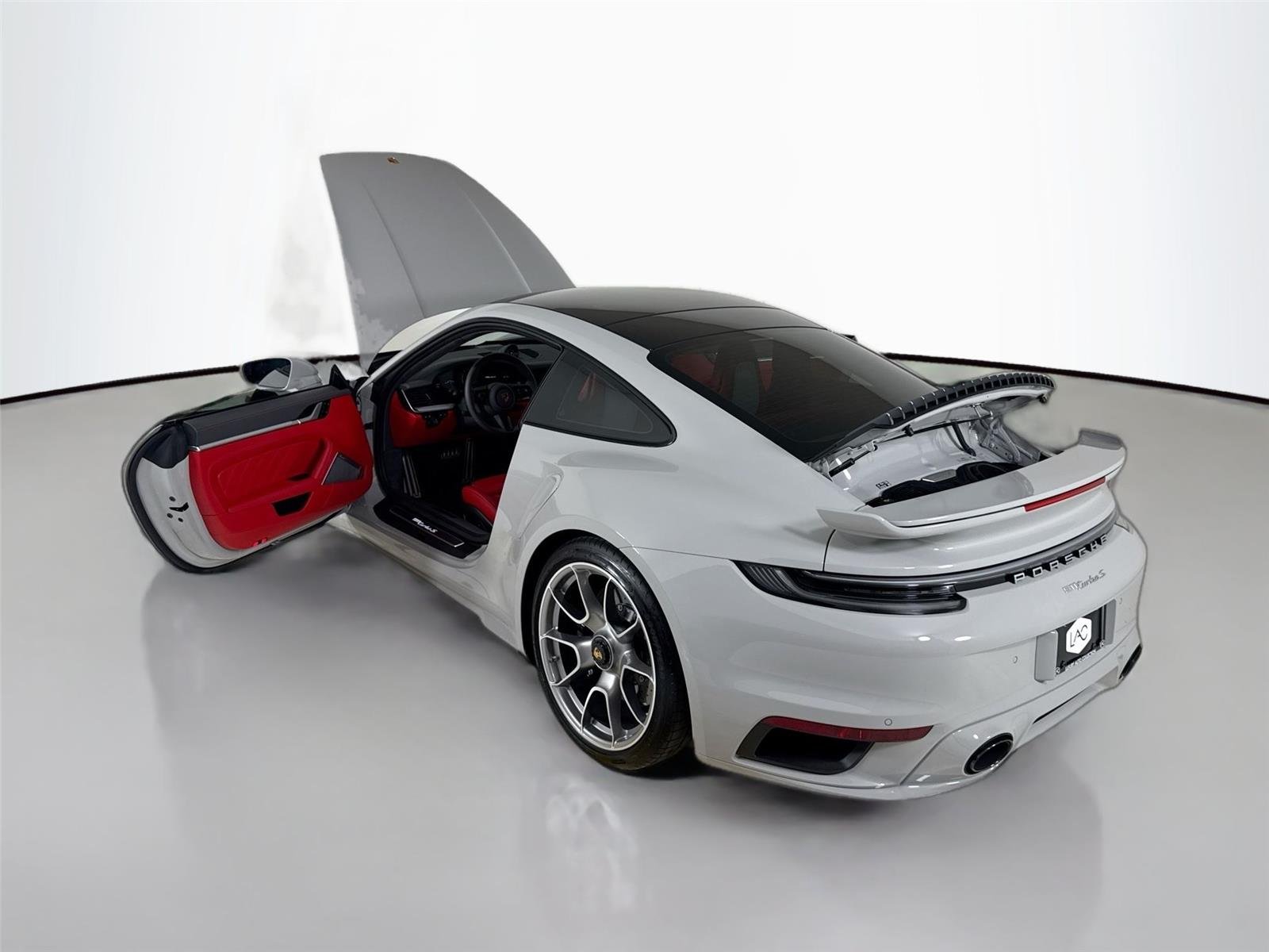2025 Porsche 911 Turbo S photo 36