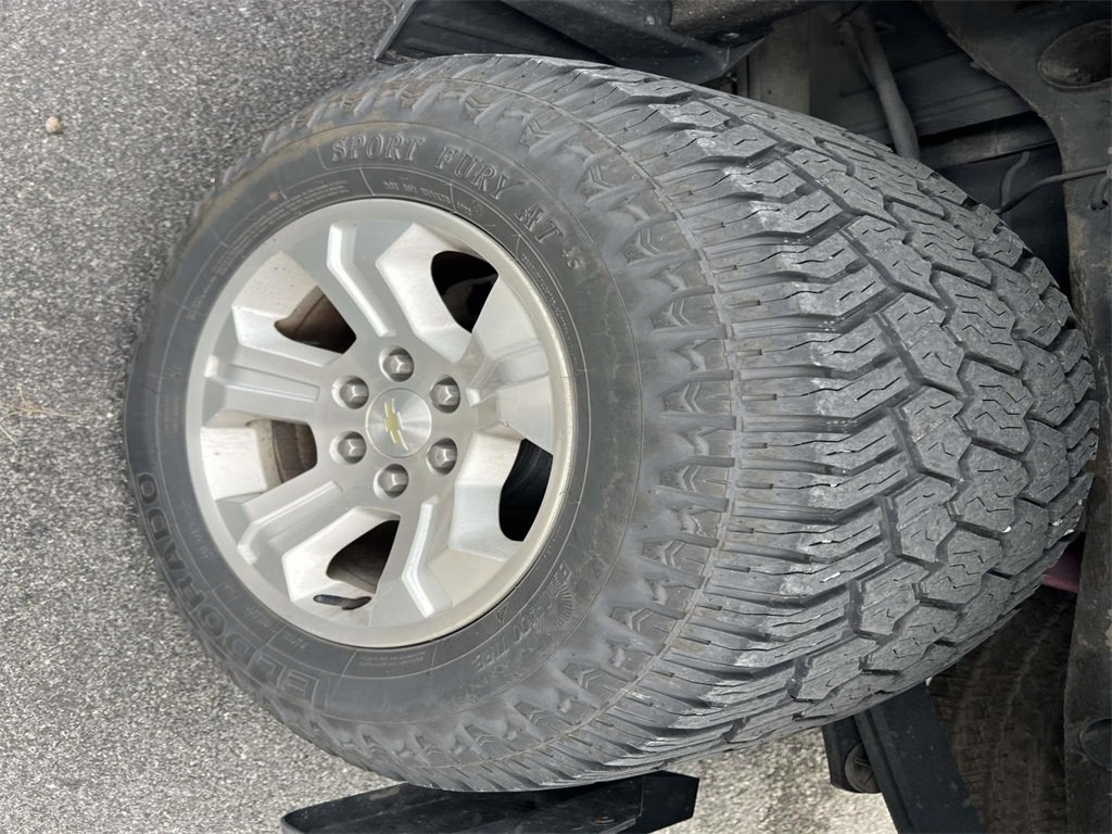 2017 Chevrolet Silverado 1500 LT photo 15
