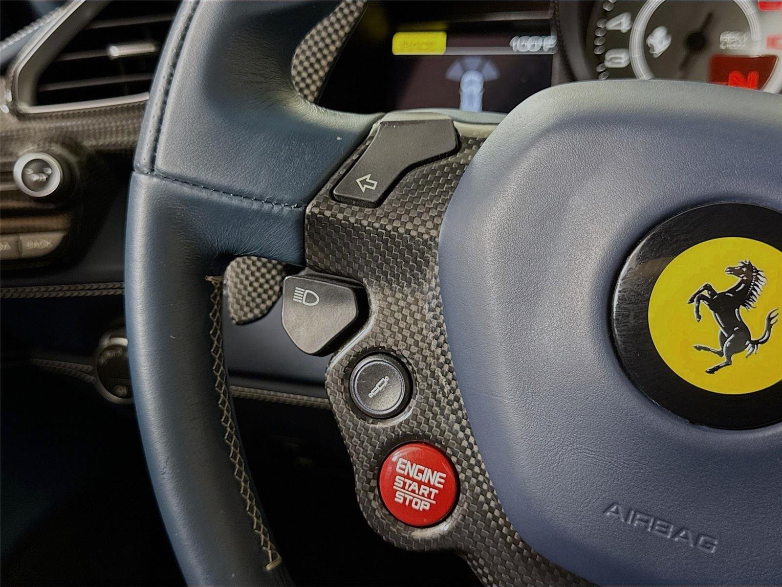 2016 Ferrari 488 GTB photo 19