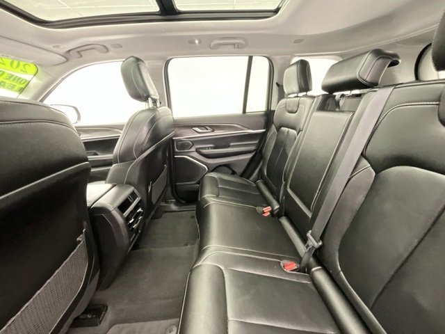 2022 Jeep Cherokee Limited 4xe photo 7
