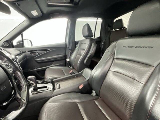 2019 Honda Ridgeline Black Edition photo 5