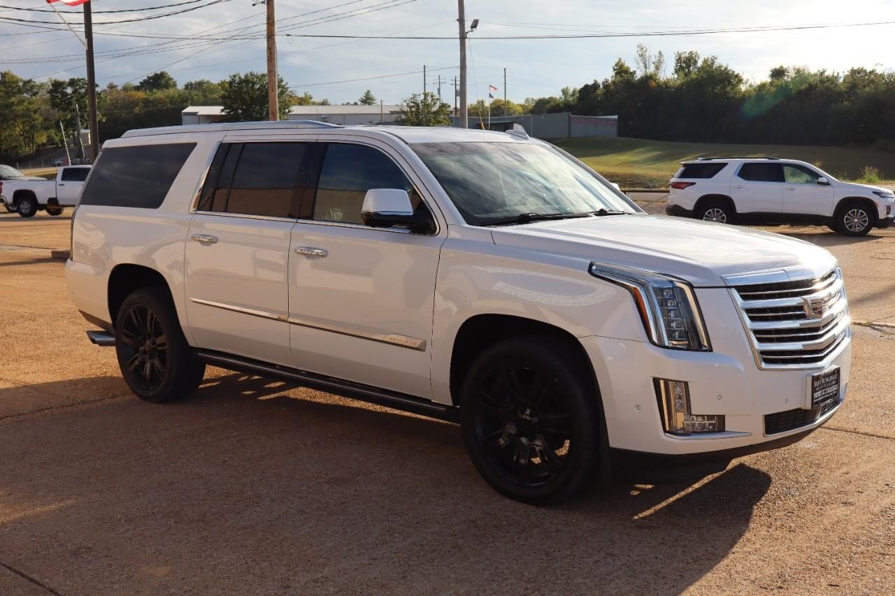 2019 Cadillac Escalade ESV Platinum photo 7