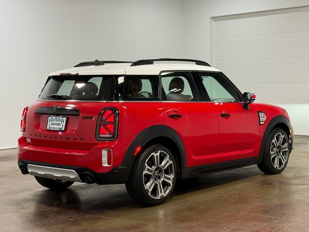 2023 Mini Cooper S Iconic photo 2