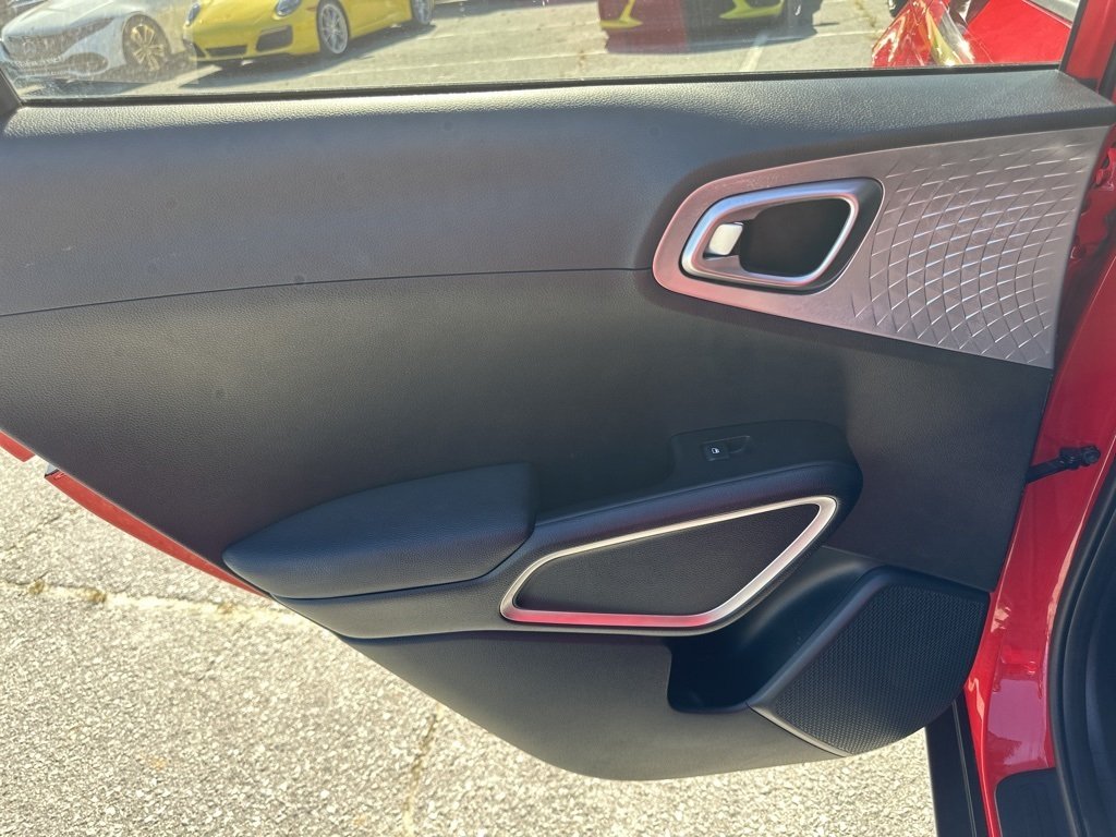 2024 Kia Soul LX photo 22