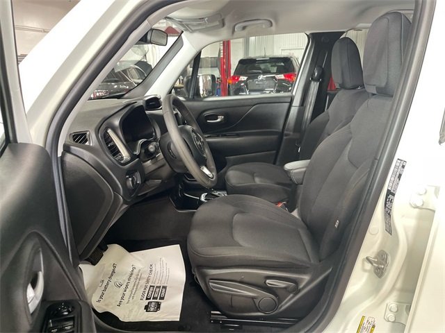 2023 Jeep Renegade Latitude Upland photo 7