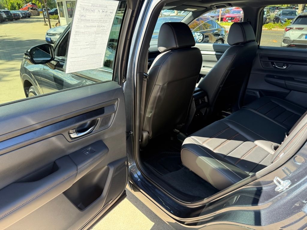 2025 Honda CR-V Hybrid Sport-L photo 13