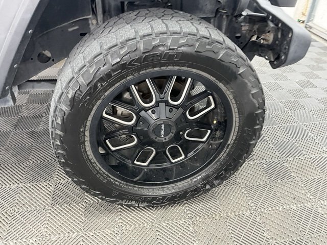 2020 Jeep Gladiator Sport photo 23