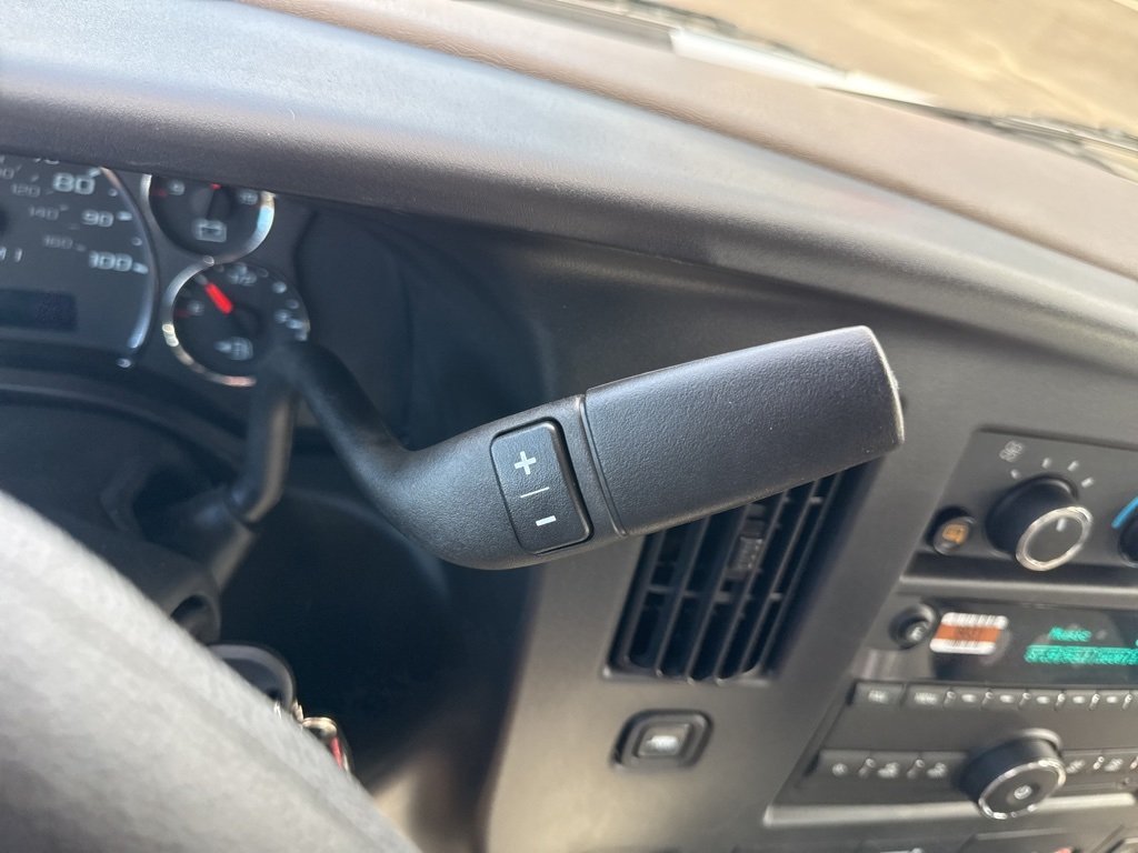 2025 Chevrolet Express 3500 Work Van photo 13