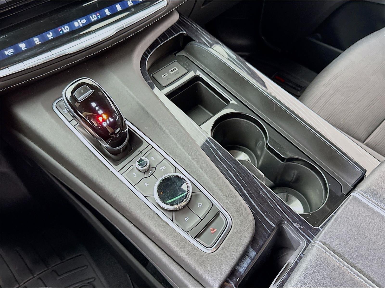 2021 Cadillac Escalade ESV Sport photo 18