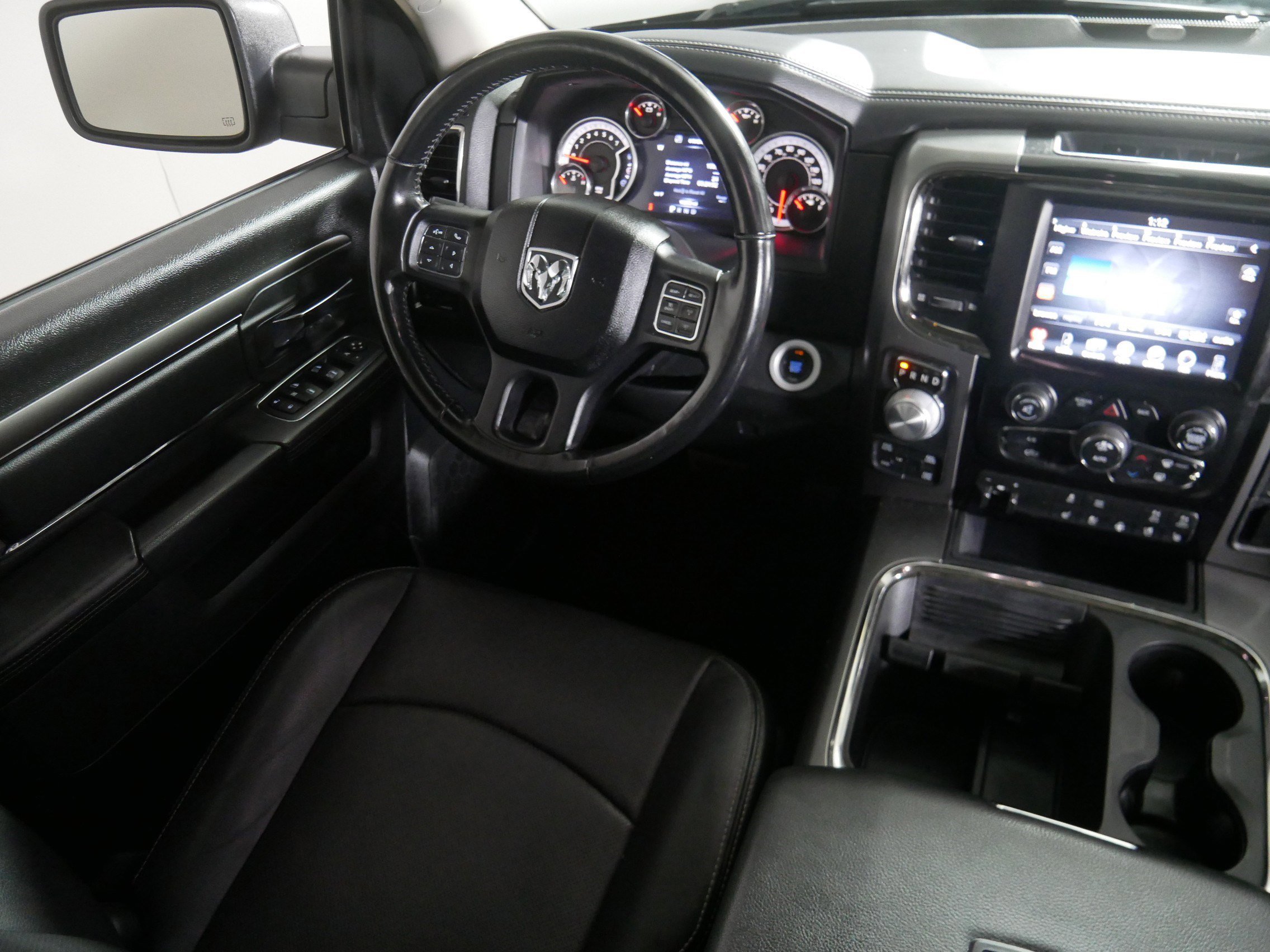 2017 Ram 1500 Sport photo 9