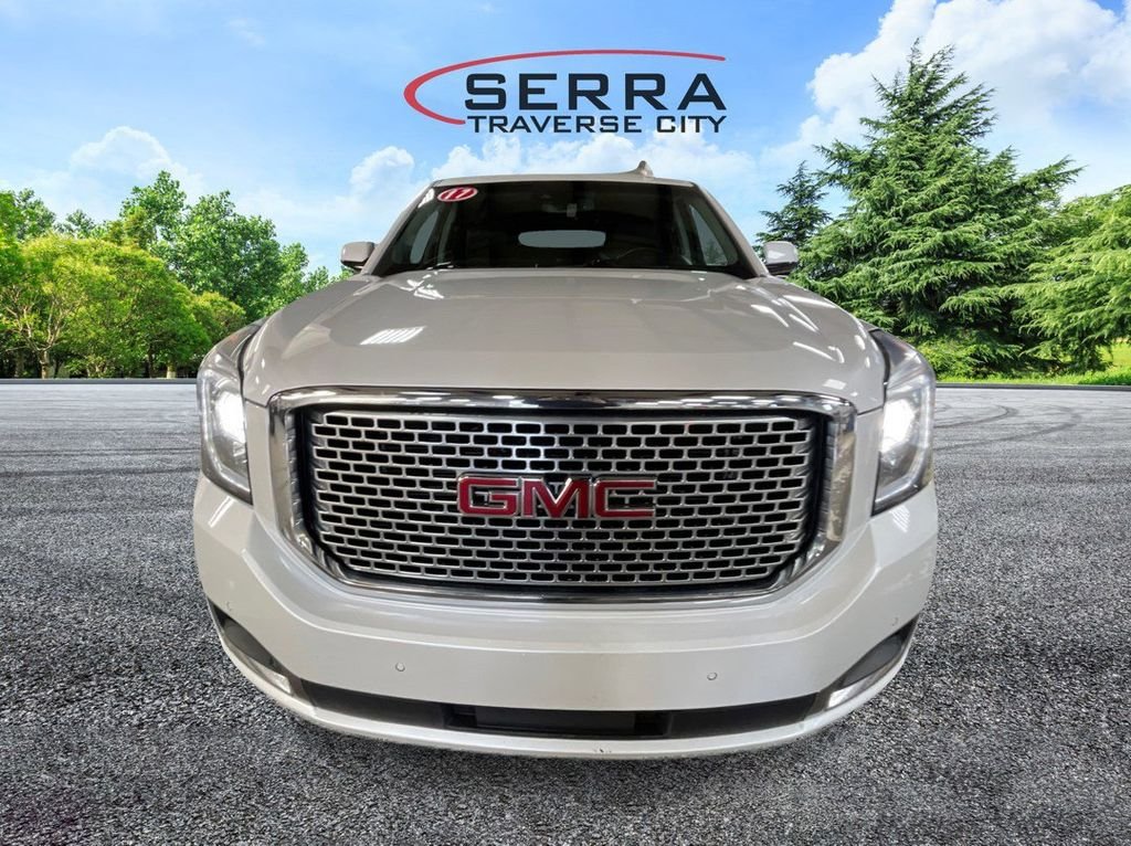 2017 Gmc Yukon XL Denali photo 2