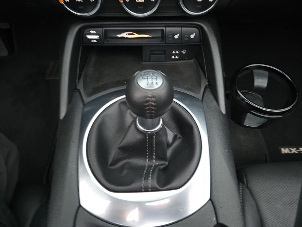 2021 Mazda MX-5 Miata RF Miata Grand Touring photo 18