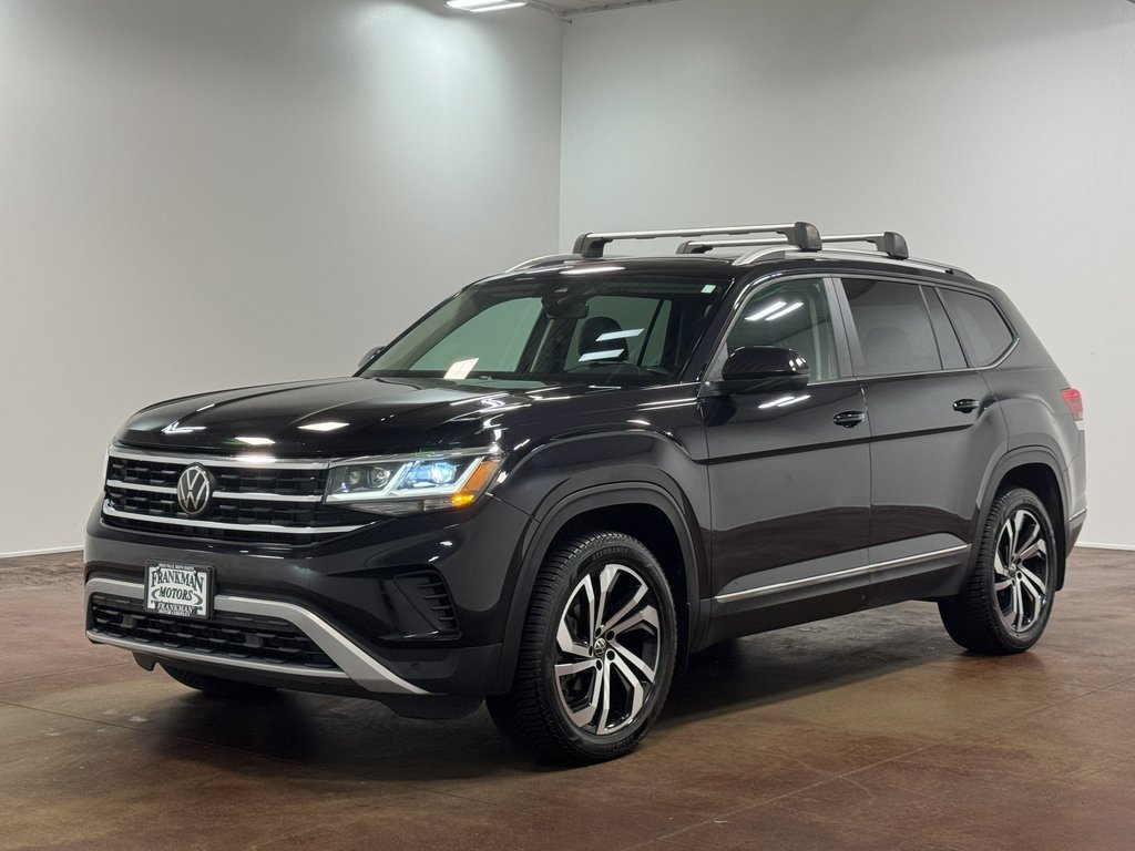 2023 Volkswagen Atlas SEL photo 4