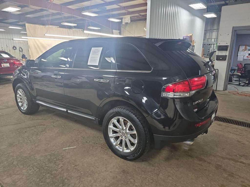 2014 Lincoln MKX Base photo 3