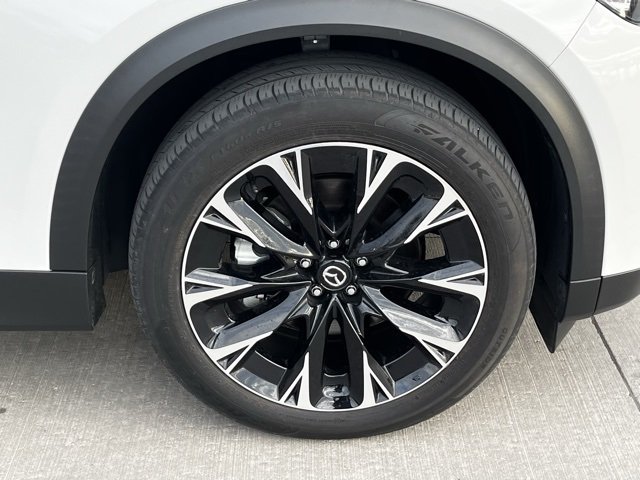 2025 Mazda CX-90 Premium Plus photo 2