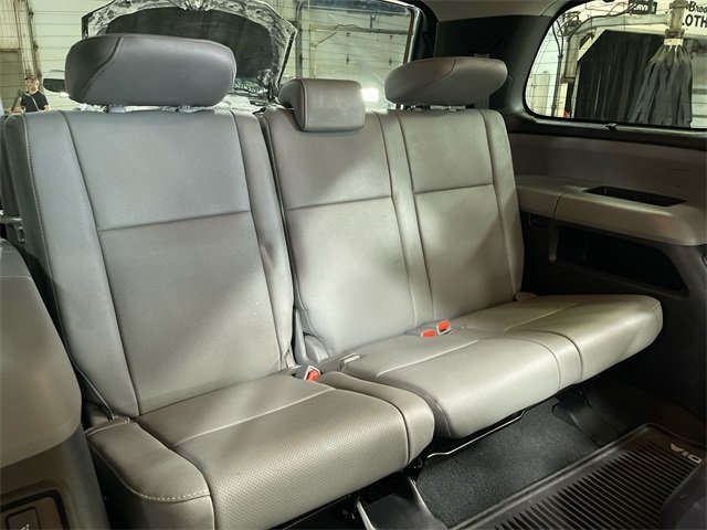 2019 Toyota Sequoia Platinum photo 22