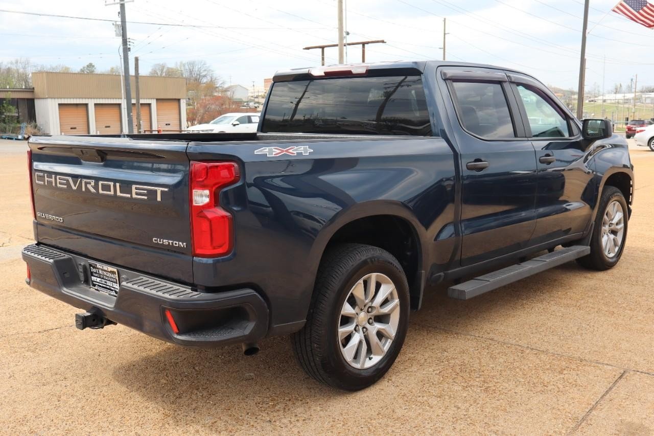 2021 Chevrolet Silverado 1500 Custom photo 5