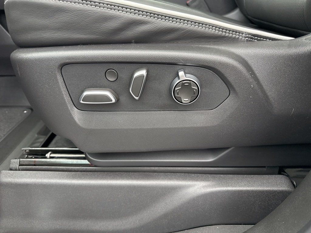 2026 Gmc Sierra 1500 AT4X photo 9