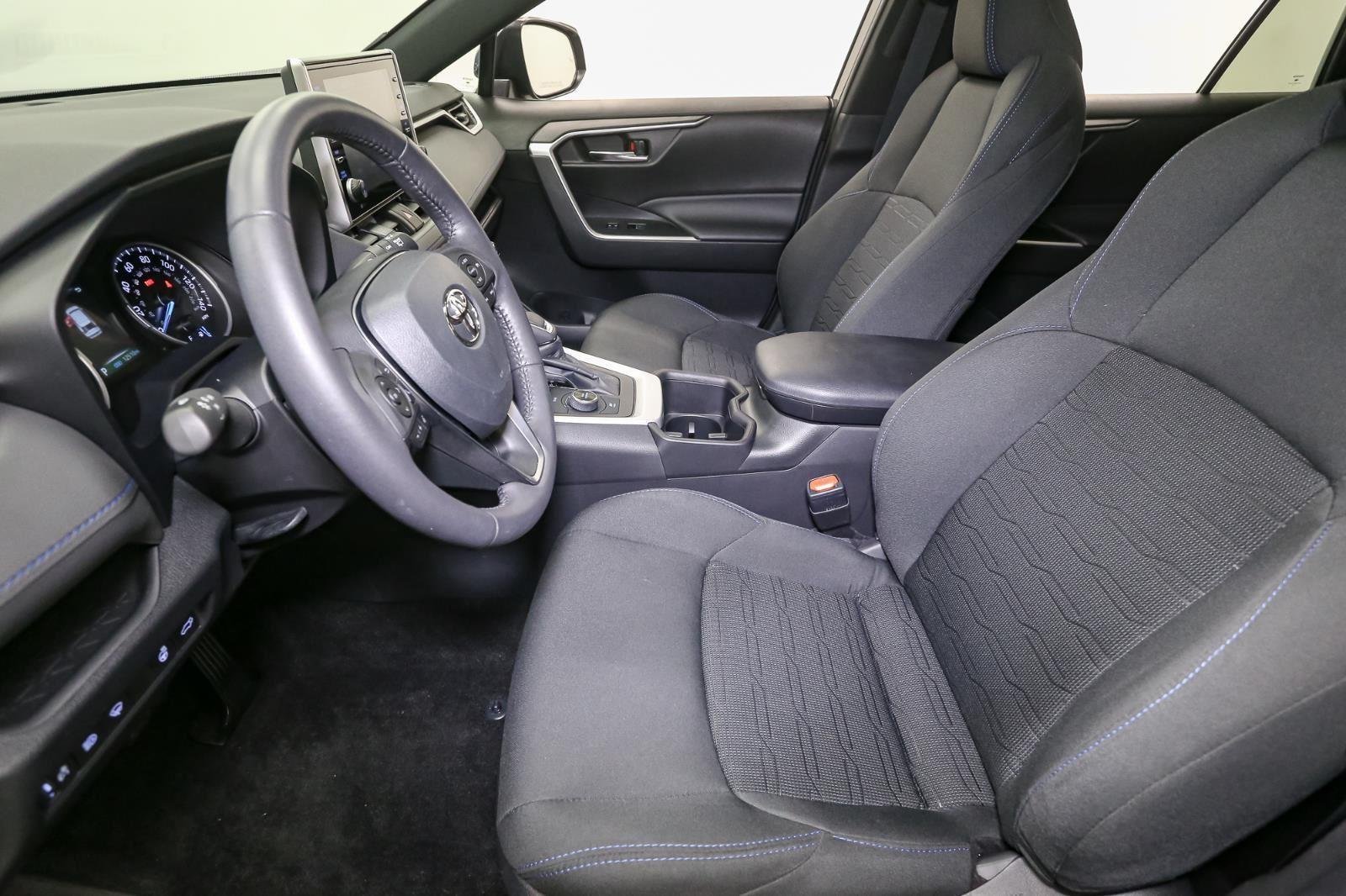 2022 Toyota RAV4 Hybrid SE photo 36