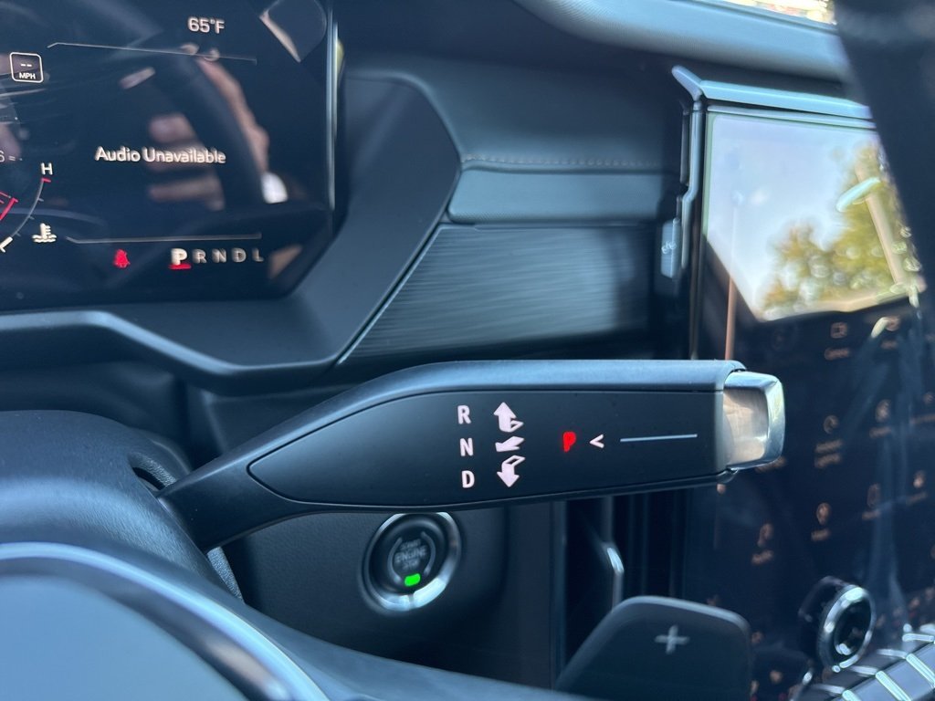 2025 Gmc Acadia AT4 photo 16
