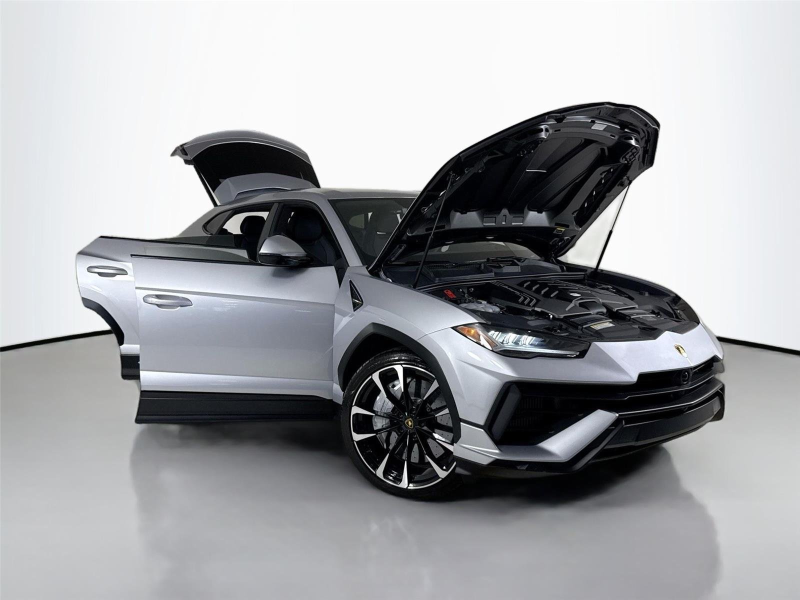 2024 Lamborghini Urus S photo 35