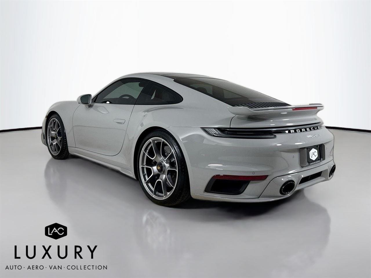 2025 Porsche 911 Turbo S photo 6