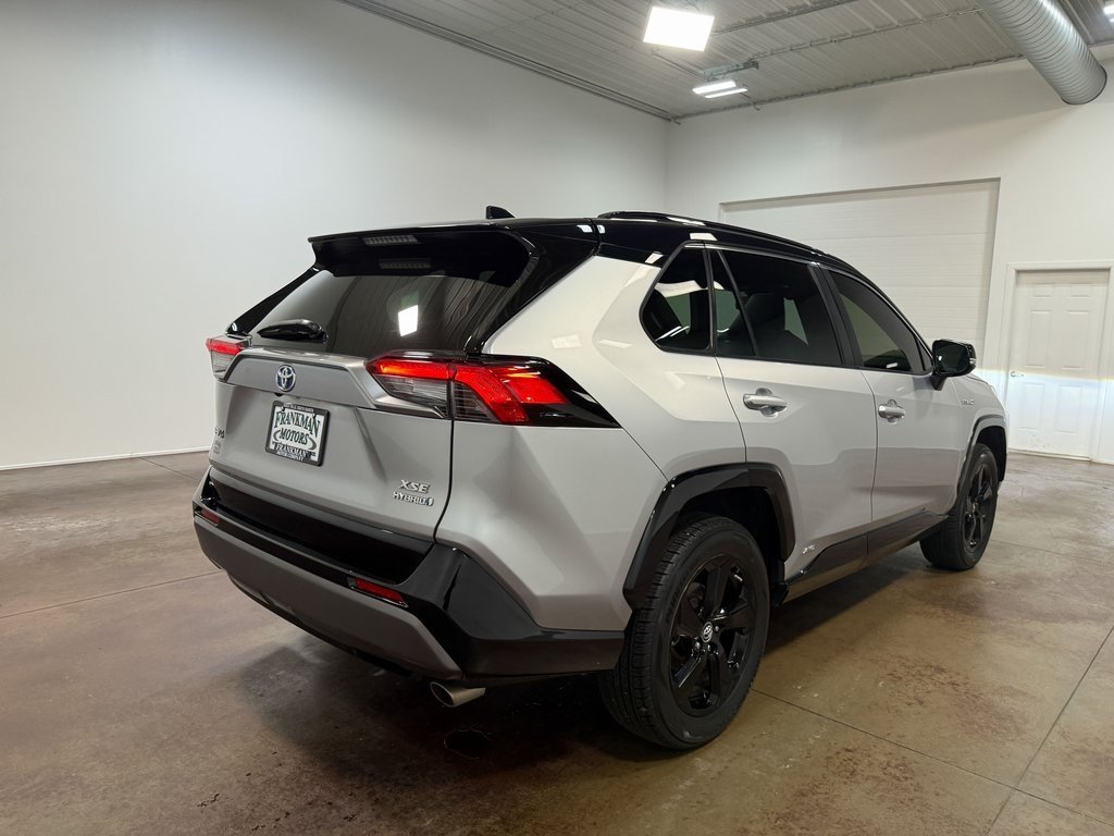 2019 Toyota RAV4 Hybrid XSE photo 30