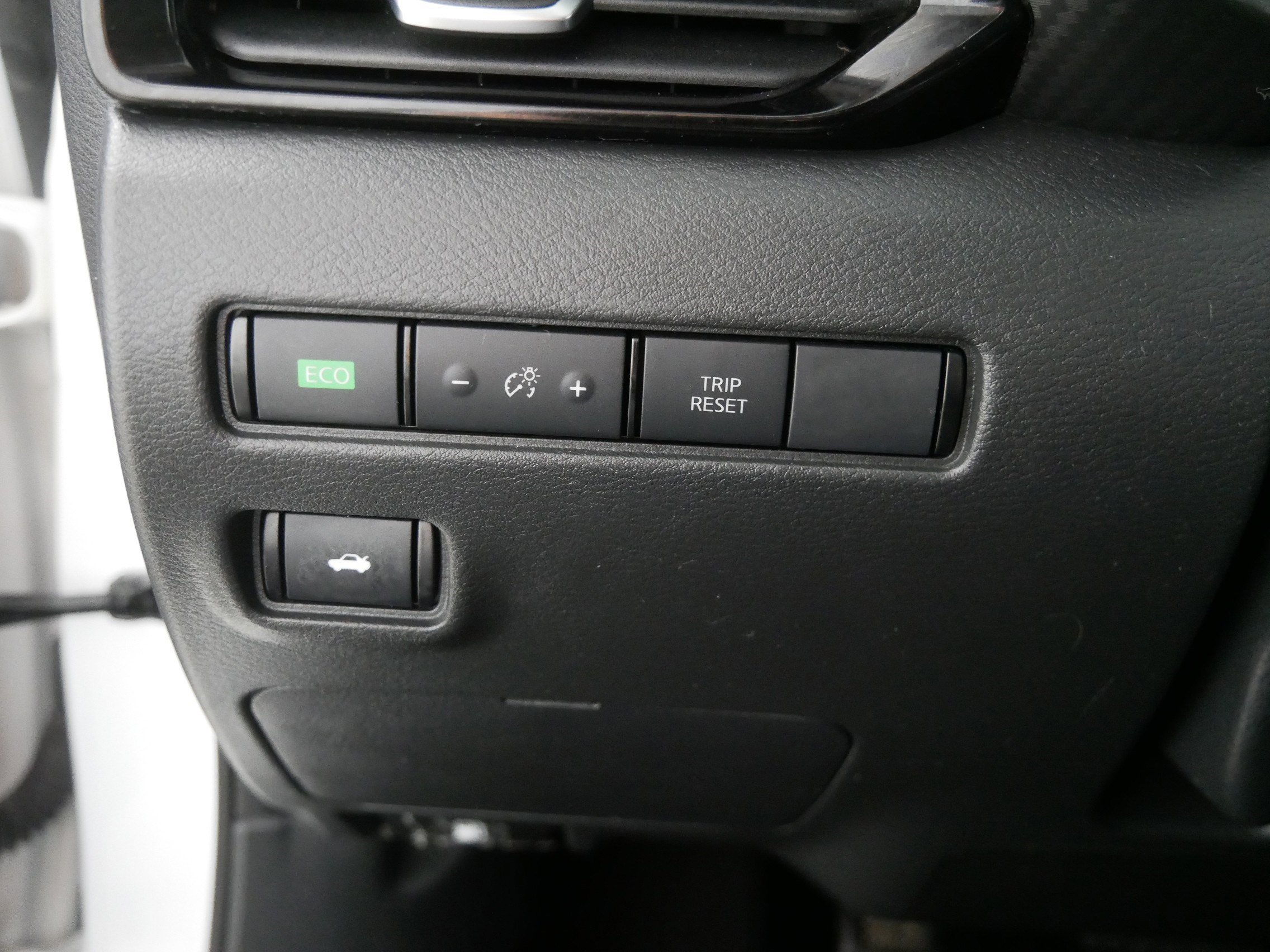 2022 Nissan Sentra SV photo 25