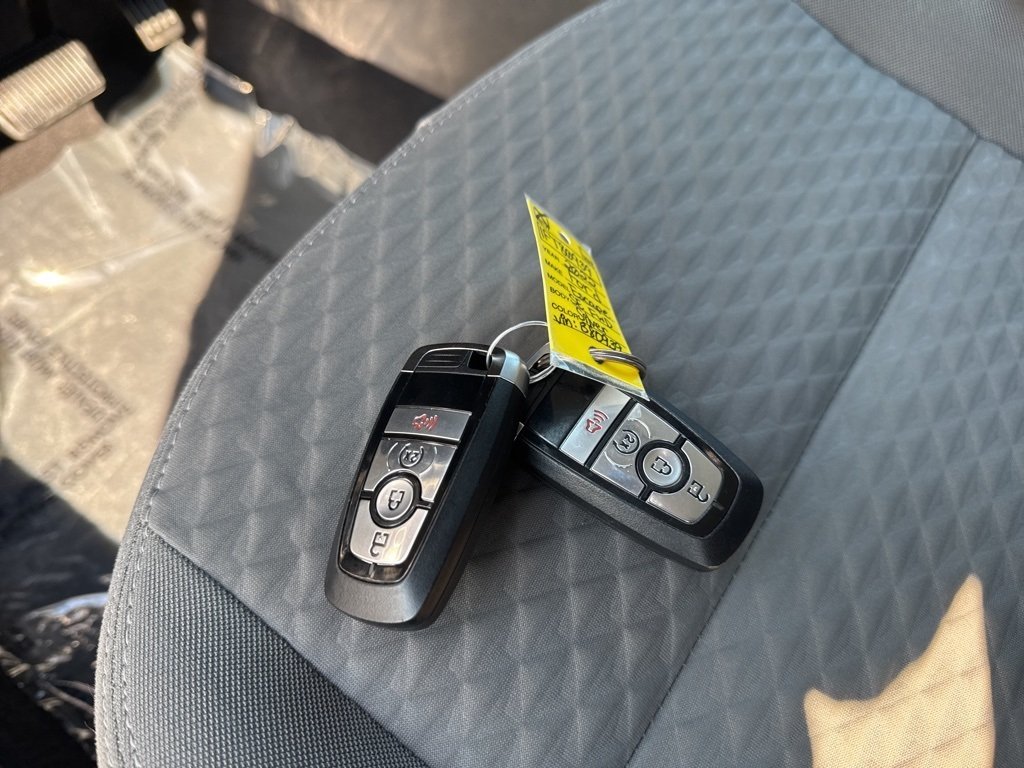2022 Ford Escape SE photo 34