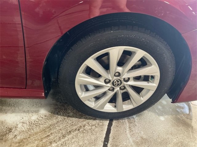 2021 Toyota Camry LE photo 10