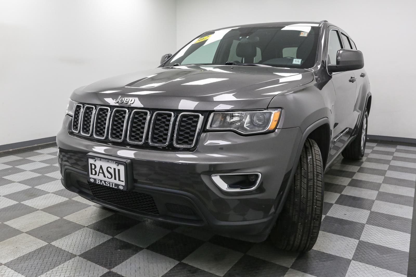 2021 Jeep Grand Cherokee Laredo X photo 4