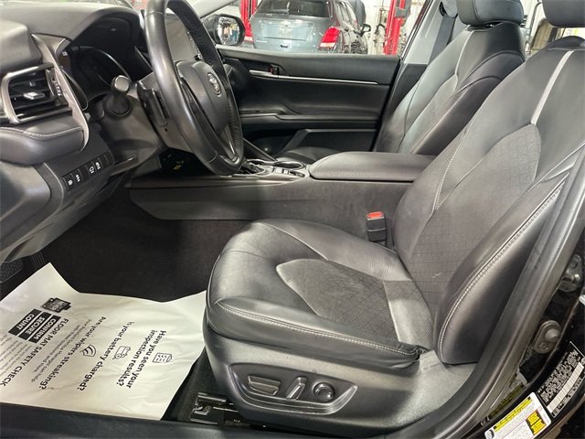 2023 Toyota Camry XSE photo 11