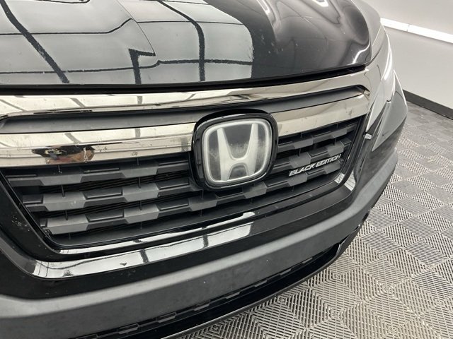 2019 Honda Ridgeline Black Edition photo 16