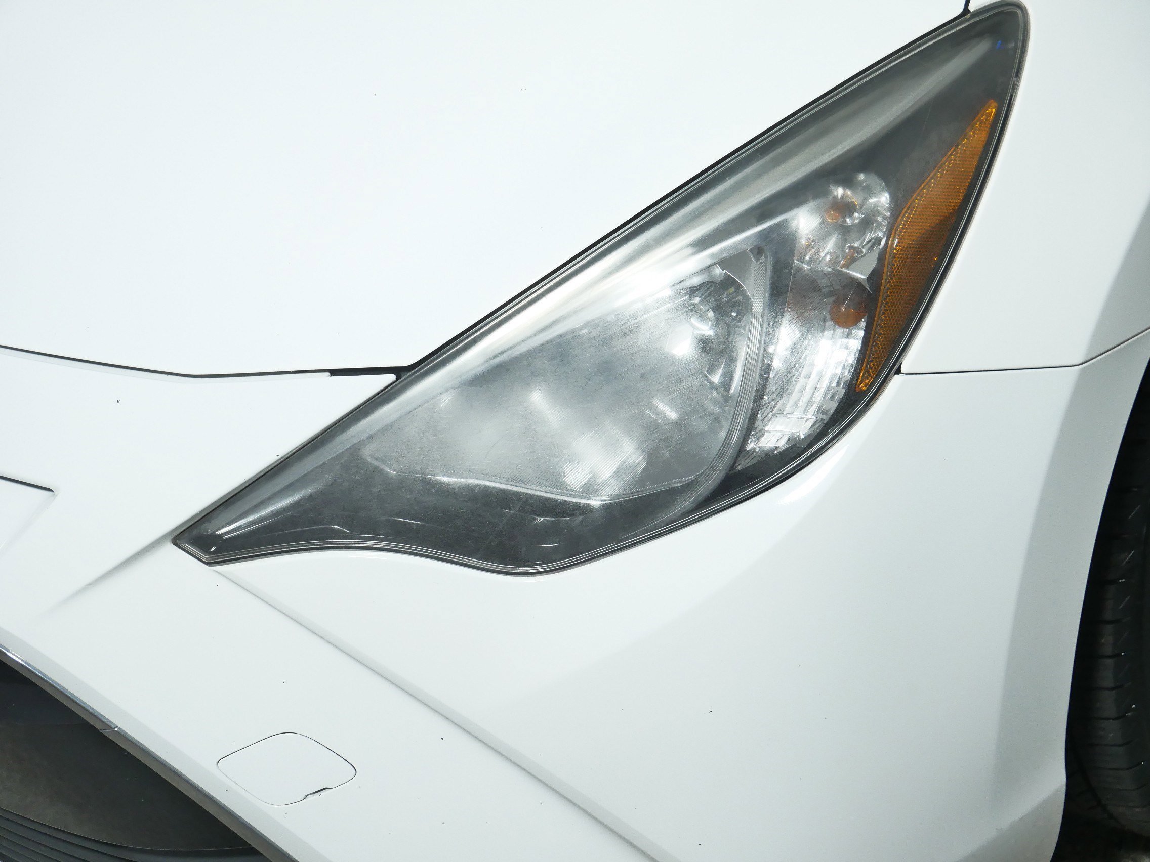 2016 Scion iA photo 16