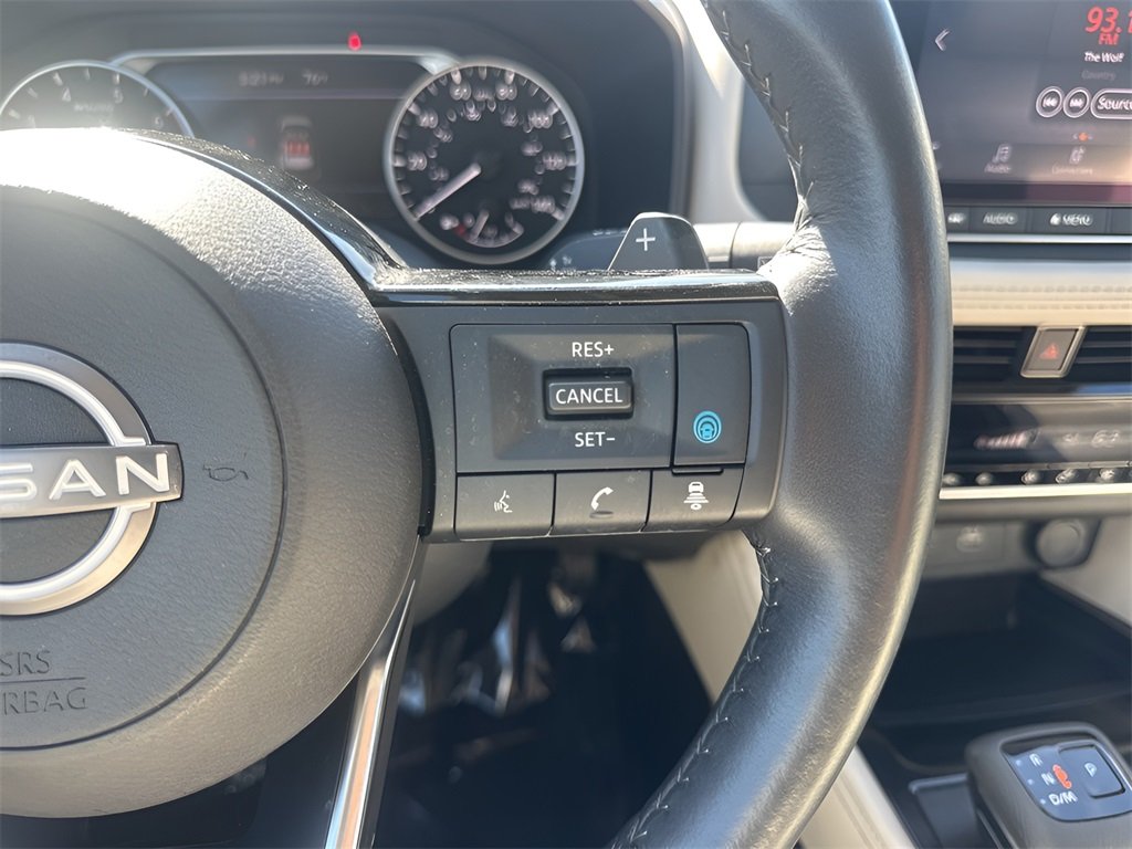 2023 Nissan Rogue SL photo 16