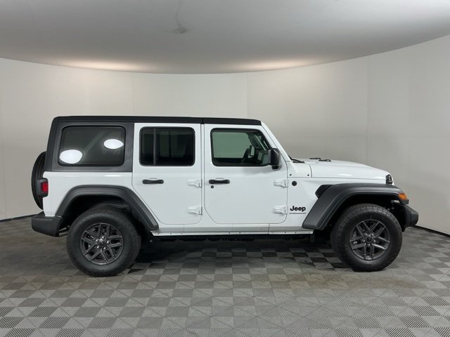 2025 Jeep Wrangler Sport S photo 4
