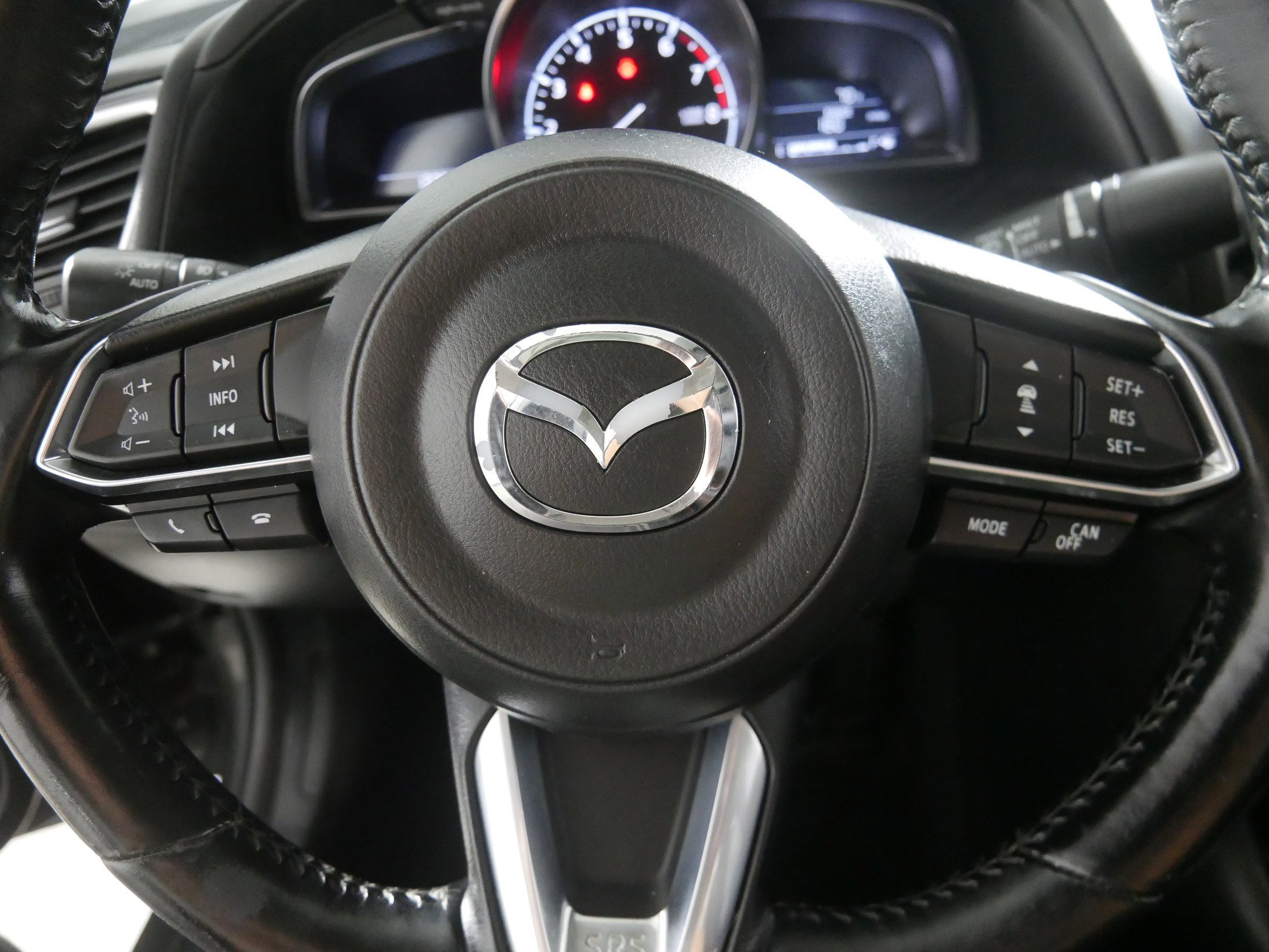 2018 Mazda Mazda3 Grand Touring photo 25